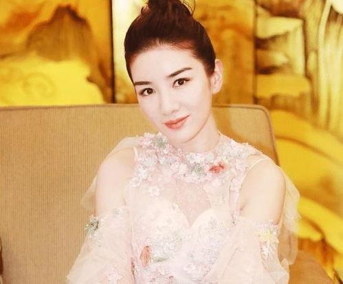 女明星嫁给富豪,女明星华丽转身,嫁给富豪开启幸福人生